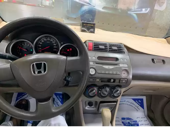 Gebraucht Honda City Zu verkaufen in Doha #5719 - 1  image 